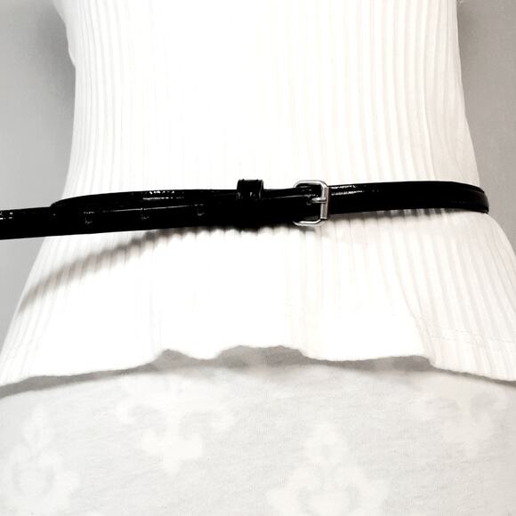 Black Patent Faux Leather Skinny Belt Medium Waist Silver Tone Hardware - Picture 1 of 10